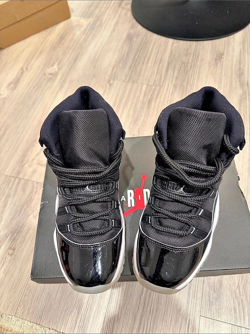 Jordan Air Jordan 11 Retro 'Jubilee' Sneakers Black & White Boys US 7Y